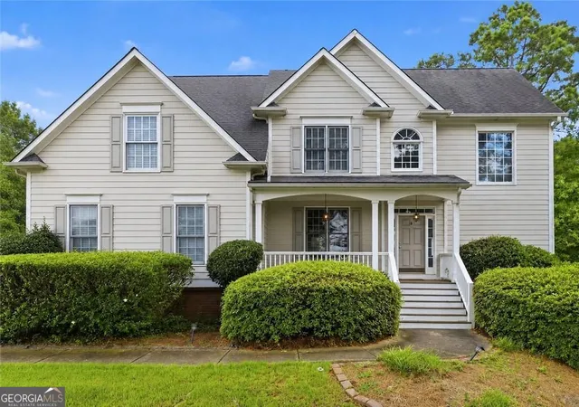 Photo 1 of Single family home for sale at 843 Bentwater Dr, Acworth, GA 30101 | MLS# 10806872 | Listing updated on 2026-09-14