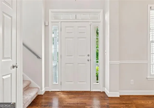 Photo 2 of Single family home for sale at 843 Bentwater Dr, Acworth, GA 30101 | MLS# 10806872 | Listing updated on 2026-09-14