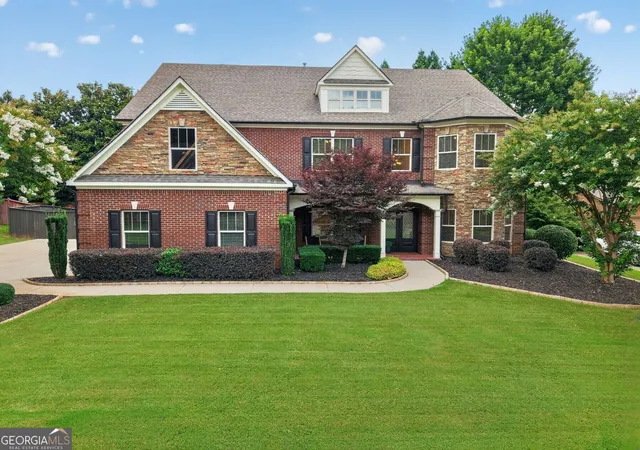 Photo 1 of Single family home for sale at 5050 Savannah Run, Cumming, GA 30040 | MLS# 10833647 | Listing updated on 2026-09-12