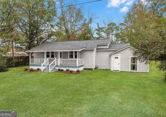 Homes for sale in Pembroke, GA | 373 S Main St, Pembroke, GA 31321 | MLS# 10795491