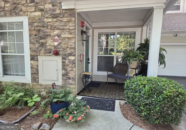 Homes for sale in Alpharetta, GA | 211 Edinburgh Ct, Alpharetta, GA 30004 | MLS# 10799530
