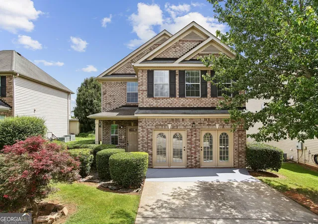 Photo 1 of Sale Pending at 2319 Sawgrass Dr, Hampton, GA 30228 | MLS# 10810644 | Listing updated on 2026-09-29