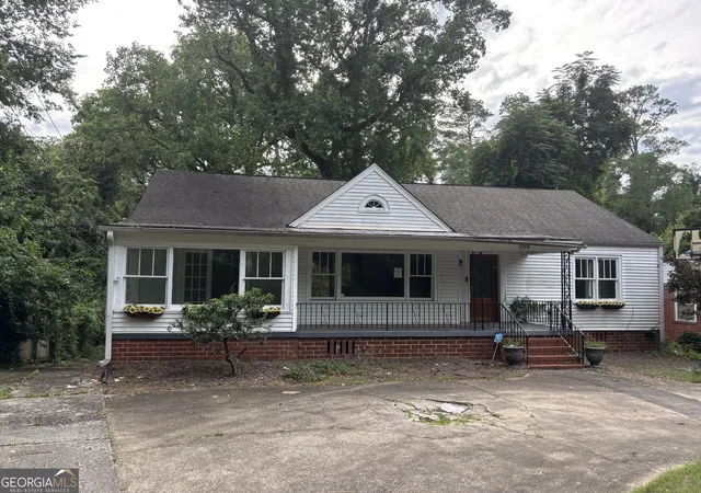 Homes for sale in Macon, GA | 1194 Briarcliff Rd, Macon, GA 31211 | MLS# 10786788