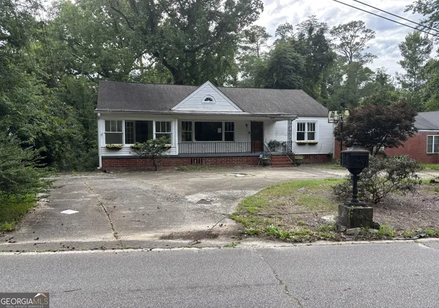 Homes for sale in Macon, GA | 1194 Briarcliff Rd, Macon, GA 31211 | MLS# 10786788