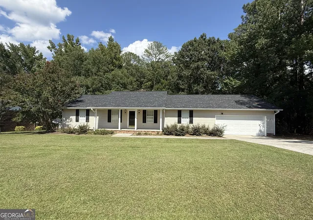 Photo 1 of Single family home for sale at 422 King Ln, Thomson, GA 30824 | MLS# 10828007 | Listing updated on 2026-09-01