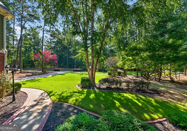 3rd image of 135 Primrose Pass, Newnan, GA 30265 | MLS# 10801835