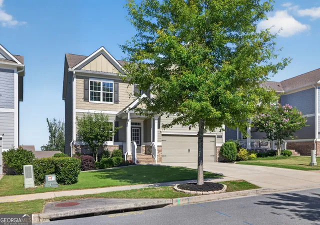 Photo 3 of Single family home for sale at 6732 Scarlet Oak Way, Flowery Branch, GA 30542 | MLS# 10781104 | Listing updated on 2026-08-10
