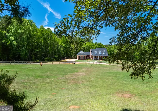 Photo 3 of Single family home for sale at 529 Floyd Rd, Pine Mountain, GA 31822 | MLS# 10760923 | Listing updated on 2026-10-12