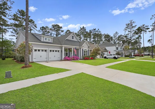 3rd image of 164 Crawford Ln, Richmond Hill, GA 31324 | MLS# 10721893