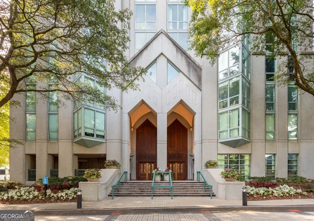 Photo 2 of Condo for sale at 2870 Pharr Ct S Nw #1109, Atlanta, GA 30305 | MLS# 10815038 | Listing updated on 2026-08-14