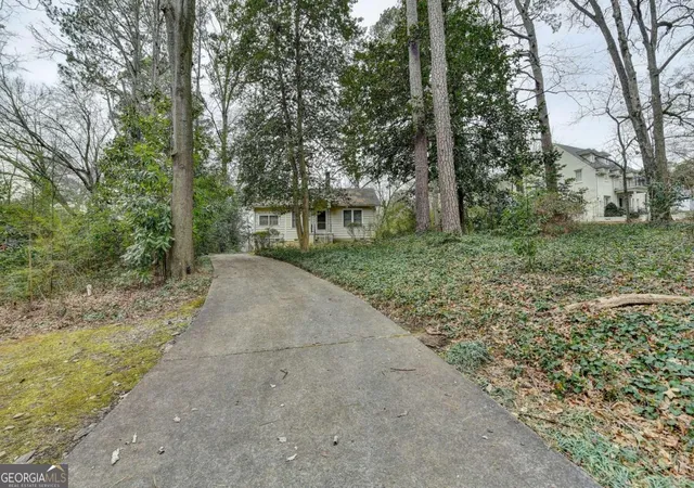Photo 3 of Land for sale at 3928 Wieuca Rd Ne, Atlanta, GA 30342 | MLS# 10678429 | Listing updated on 2026-10-29