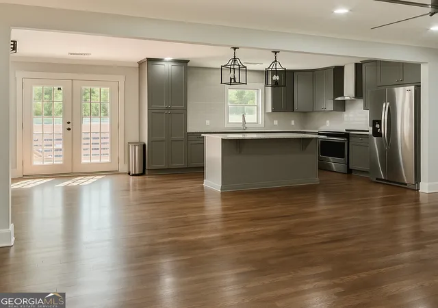 Photo 3 of Single family home for sale at 2739 Flagstone Dr SE, Atlanta, GA 30316 | MLS# 10642765 | Listing updated on 2026-04-11