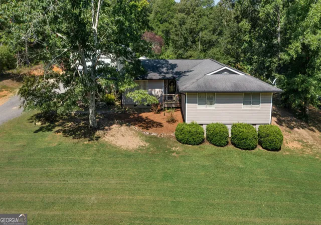 Photo 3 of Single family home for sale at 150 Beard Lake Rd Se, Rome, GA 30161 | MLS# 10818433 | Listing updated on 2026-09-07