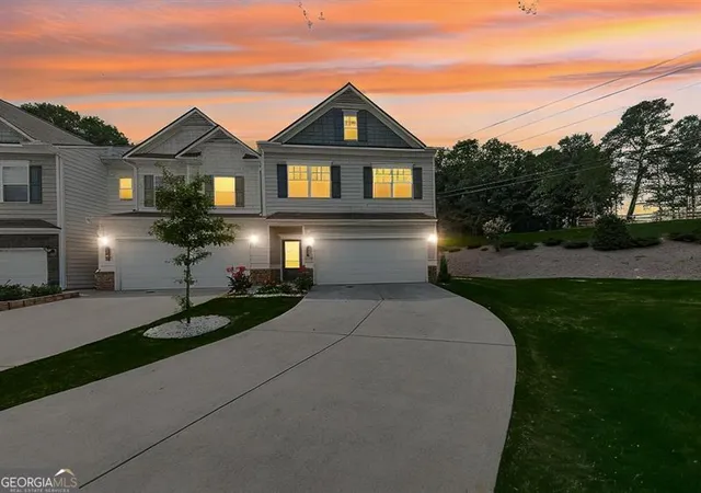 Photo 2 of Townhouse for sale at 14 Kane Dr, Jasper, GA 30143 | MLS# 10792861 | Listing updated on 2026-09-11