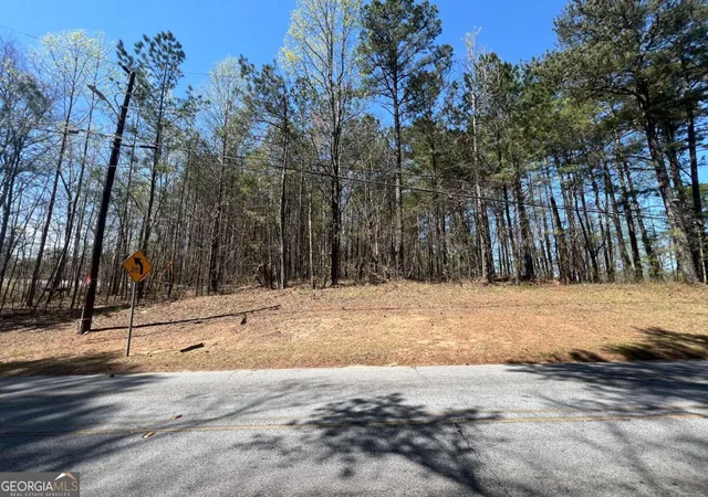 Photo 4 of Land for sale at 1435 Rogers Lake Rd, Lithonia, GA 30058 | MLS# 10492820 | Listing updated on 2026-04-21
