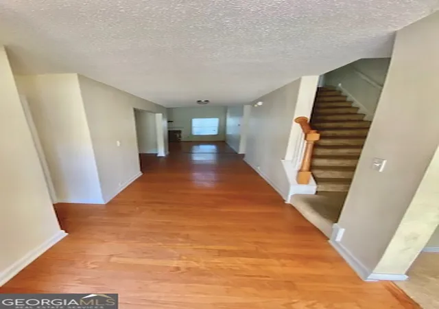 2nd image of 530 Shire Ln, Fairburn, GA 30213 | MLS# 10822164