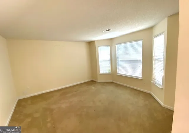 4th image of 530 Shire Ln, Fairburn, GA 30213 | MLS# 10822164