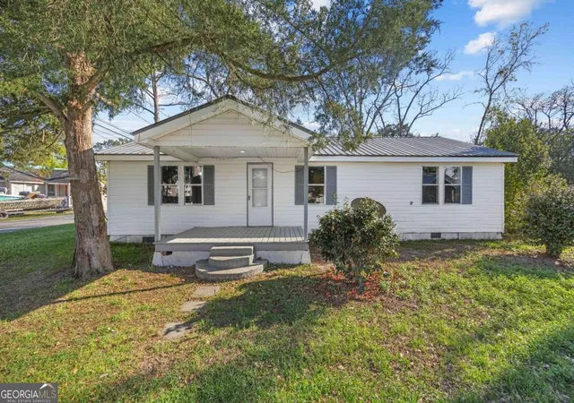 4th image of 507 E 7Th Ave, Nashville, GA 31639 | MLS# 10785600