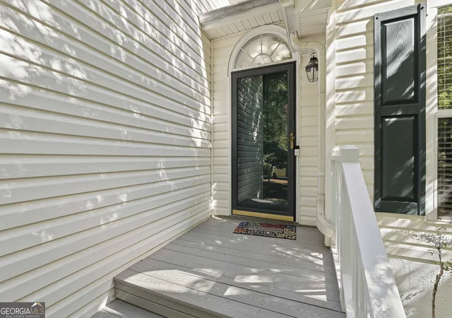 Photo 3 of Sale Pending at 225 Ivy Trace Blvd, Newnan, GA 30265 | MLS# 10810213 | Listing updated on 2026-09-01