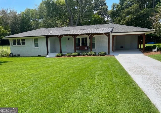 Photo 3 of Single family home for sale at 3 Davis St, Cartersville, GA 30120 | MLS# 10799487 | Listing updated on 2026-09-05