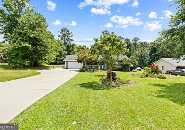 Photo 2 of Sale Pending at 5671 Raintree Tr, Oakwood, GA 30566 | MLS# 10805483 | Listing updated on 2026-09-12