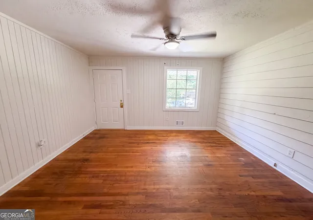 3rd image of 1375 Nw South Hicks Cir, Conyers, GA 30012 | MLS# 10805626