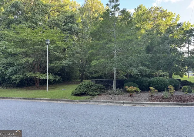 2nd image of 0 Lake Hampton Dr, Hampton, GA 30228 | MLS# 10809534