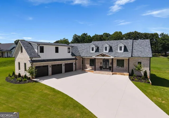 Photo 1 of Mansion for sale at 1020 West Ct, Canton, GA 30115 | MLS# 10812358 | Listing updated on 2026-08-31