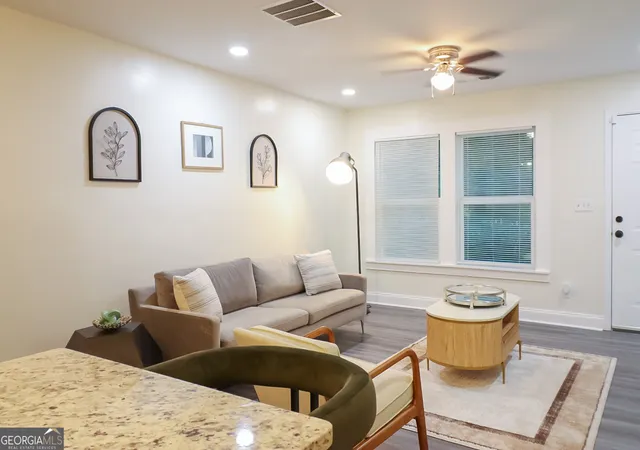 Photo 4 of Single family home for sale at 3155 Delmar Ln NW, Atlanta, GA 30311 | MLS# 10814049 | Listing updated on 2026-10-23
