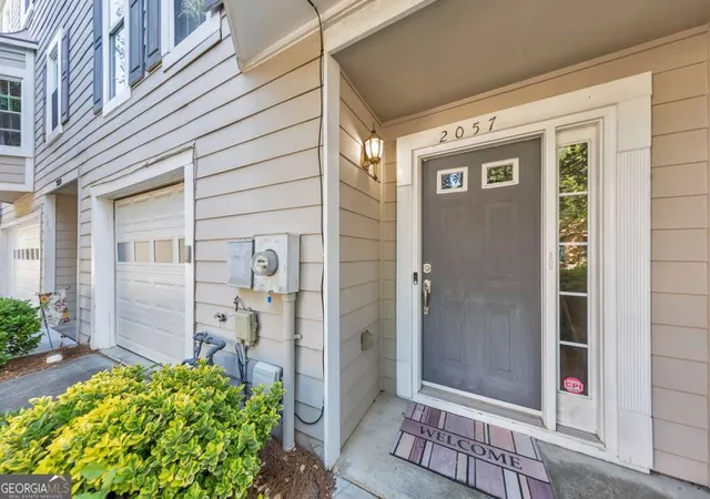 2nd image of 2057 Pinnacle Pointe Dr, Norcross, GA 30071 | MLS# 10736712