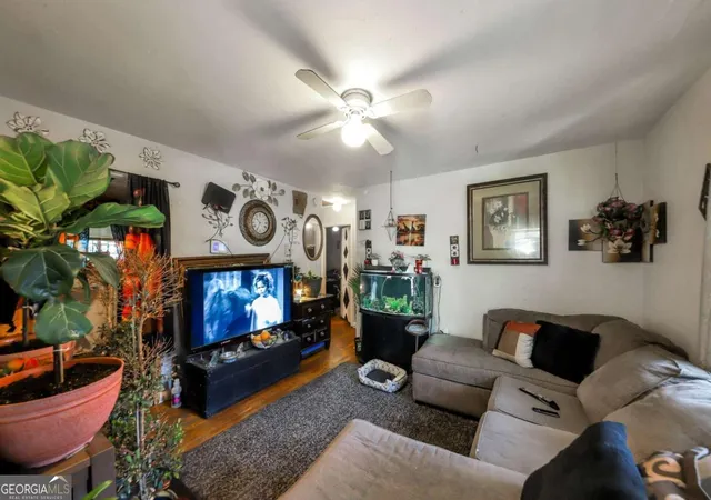 Photo 4 of Single family home for sale at 1097 Cordova St SW, Atlanta, GA 30310 | MLS# 10739801 | Listing updated on 2026-09-22