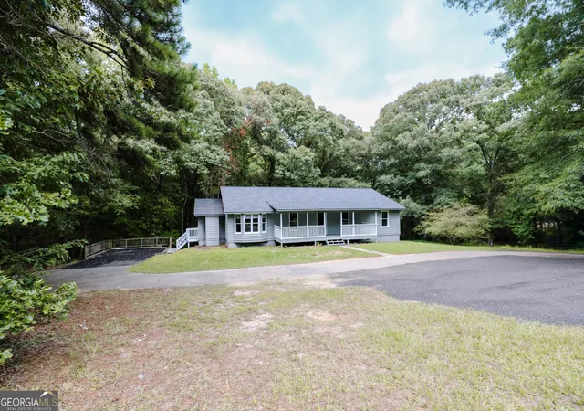 Photo 3 of Single family home for sale at 2447 Martin Ml Rd, Newnan, GA 30263 | MLS# 10819838 | Listing updated on 2026-08-20