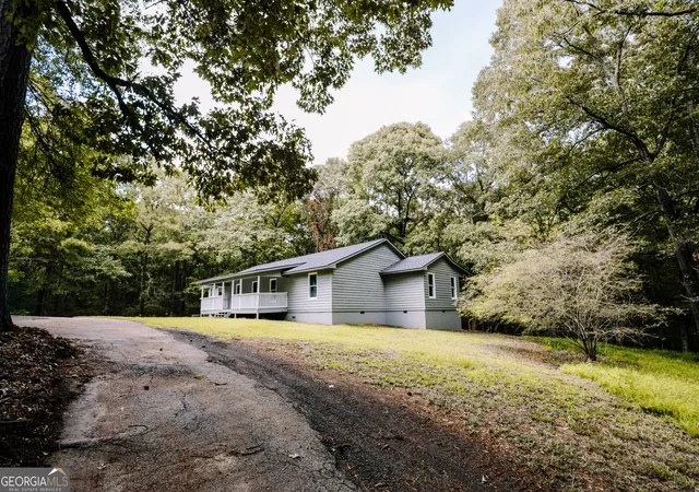 Photo 3 of Single family home for sale at 2447 Martin Ml Rd, Newnan, GA 30263 | MLS# 10819838 | Listing updated on 2026-08-20