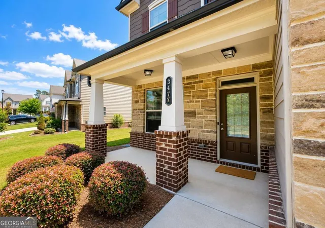Photo 3 of Sale Pending at 3477 Ivy Birch Way, Buford, GA 30519 | MLS# 10761935 | Listing updated on 2026-08-10