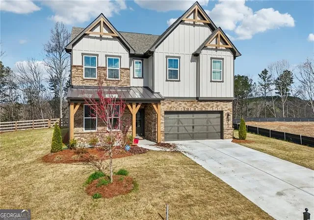 Photo 3 of Single family home for sale at 7650 Homer Dr, Cumming, GA 30028 | MLS# 10708536 | Listing updated on 2026-08-18