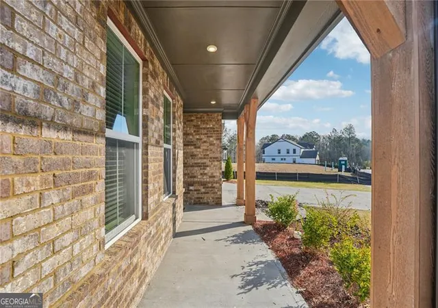 Photo 4 of Single family home for sale at 7650 Homer Dr, Cumming, GA 30028 | MLS# 10708536 | Listing updated on 2026-08-18