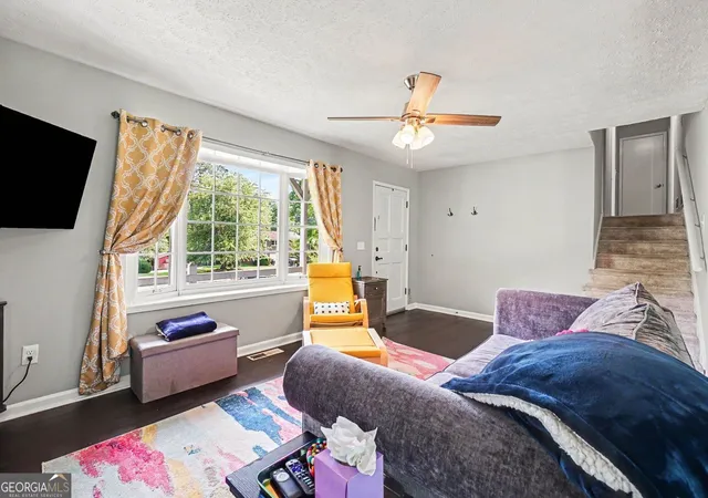 Photo 4 of Single family home for sale at 1117 Malibu Dr, Marietta, GA 30066 | MLS# 10786815 | Listing updated on 2026-08-20