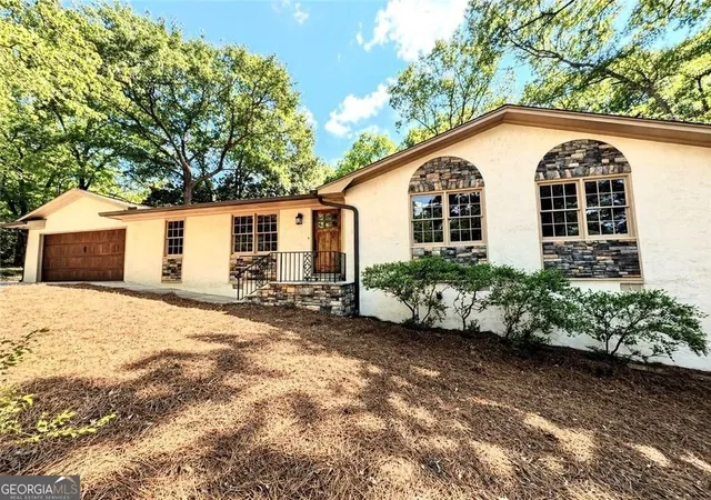 Photo 2 of Sale Pending at 2304 Rolling Acres Ct, Conyers, GA 30094 | MLS# 10739947 | Listing updated on 2026-07-01