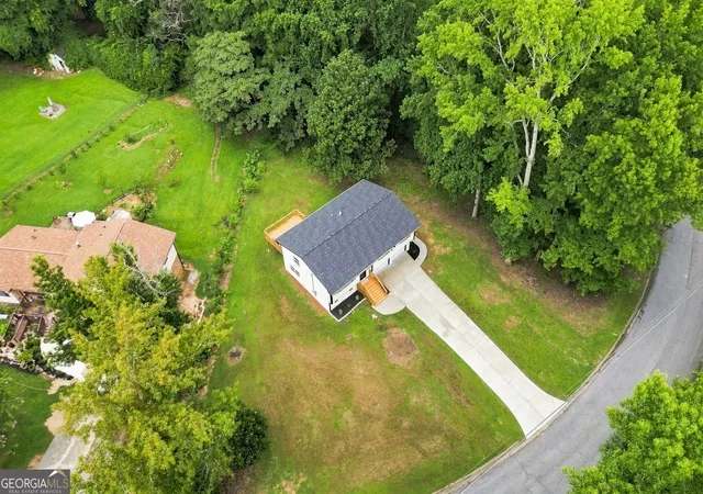 Photo 3 of Single family home for sale at 5827 Christopher Ln, Lithonia, GA 30058 | MLS# 10822158 | Listing updated on 2026-10-07