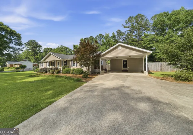 Homes for sale in Milledgeville, GA | 146 Mccullar Weaver Rd Sw, Milledgeville, GA 31061 | MLS# 10772054