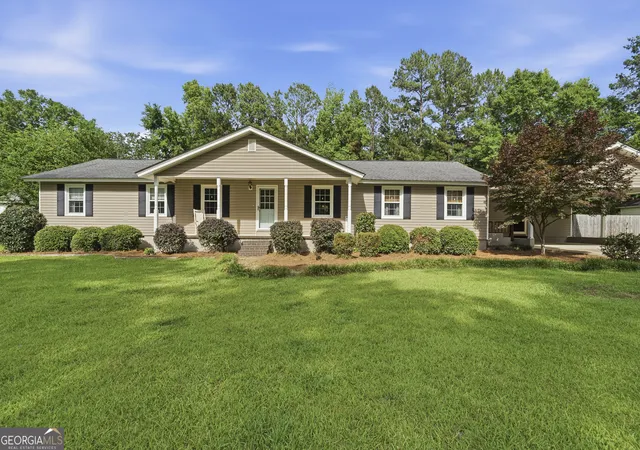 Homes for sale in Milledgeville, GA | 146 Mccullar Weaver Rd Sw, Milledgeville, GA 31061 | MLS# 10772054