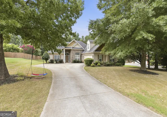 2nd image of 50 Rose Creek Dr, Covington, GA 30014 | MLS# 10799486