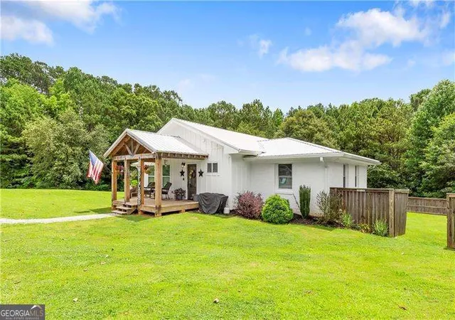 1st image of 1831 Holly Springs Rd, Rockmart, GA 30153 | MLS# 10792715
