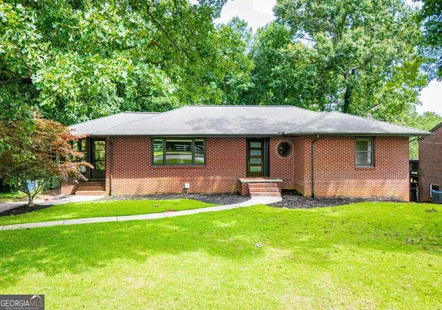 1st image of 2020 Maple St, Carrollton, GA 30117 | MLS# 10791613
