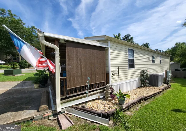 4th image of 197 Whispering Pines Blvd, Georgetown, GA 39854 | MLS# 10793386