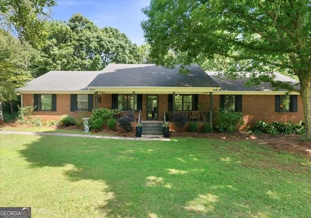 Homes for sale in Forsyth, GA | 1608 Rumble Rd, Forsyth, GA 31029 | MLS# 10766755