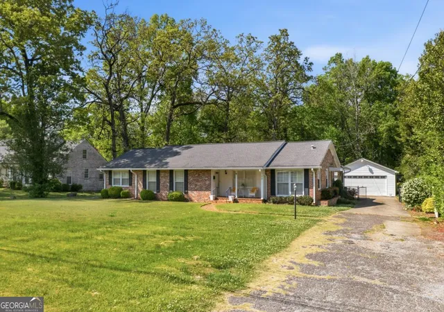 Homes for sale in Cedartown, GA | 218 Jule Peek Ave, Cedartown, GA 30125 | MLS# 10799992