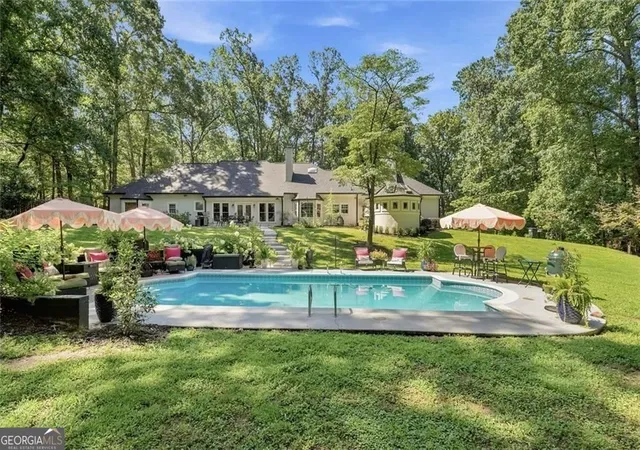Photo 1 of Single family home for sale at 995 Willeo Rd, Roswell, GA 30075 | MLS# 10810335 | Listing updated on 2026-09-09