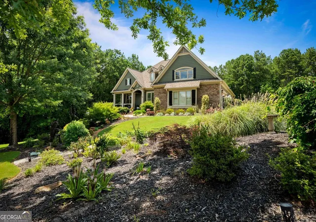 Photo 3 of Single family home for sale at 2469 St Martin Wy, Monroe, GA 30656 | MLS# 10801779 | Listing updated on 2026-09-09