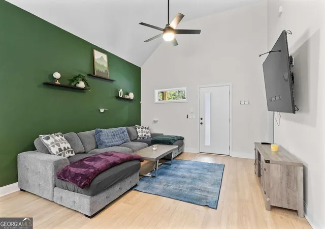 Photo 4 of Single family home for sale at 624 Robert St NW, Atlanta, GA 30318 | MLS# 10829258 | Listing updated on 2026-09-24